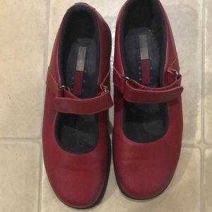 Tommy Hilfiger flats